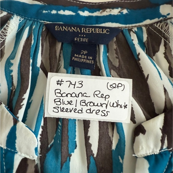 Banana Republic Blue and Brown Patterned Long Sleeve Dress - Picture 2 of 6